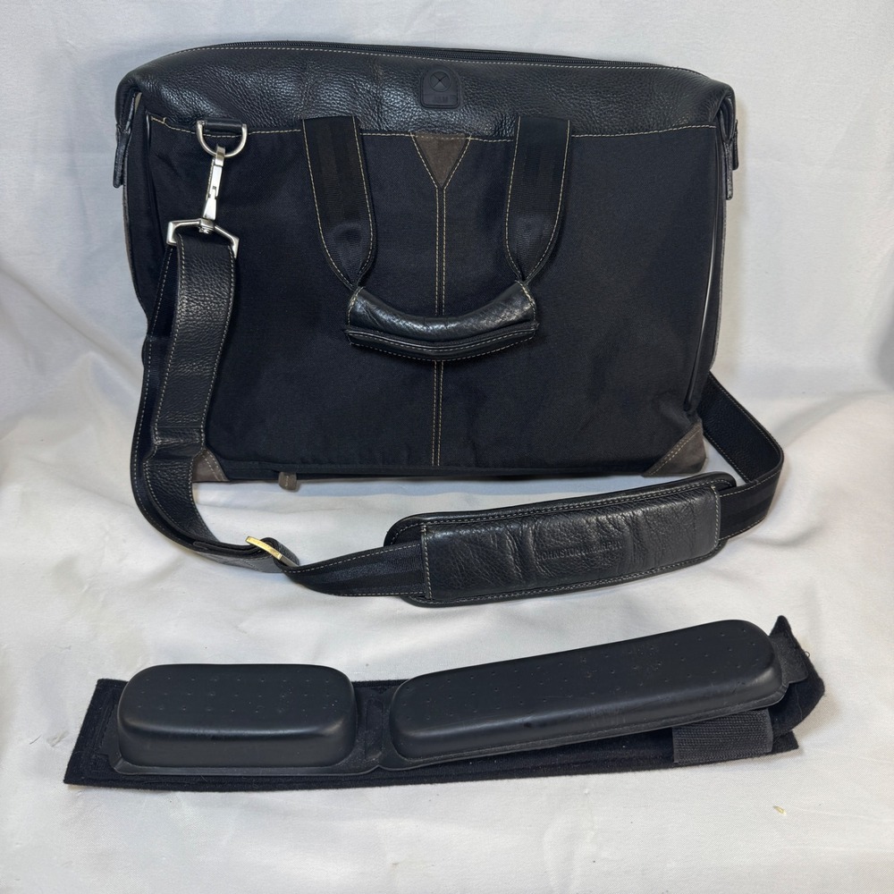 Johnston & Murphy Black Ballistic Nylon Pebbled Leather Briefcase Messenger Bag